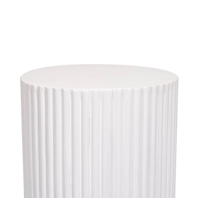 Round textured cake stand in gloss white
