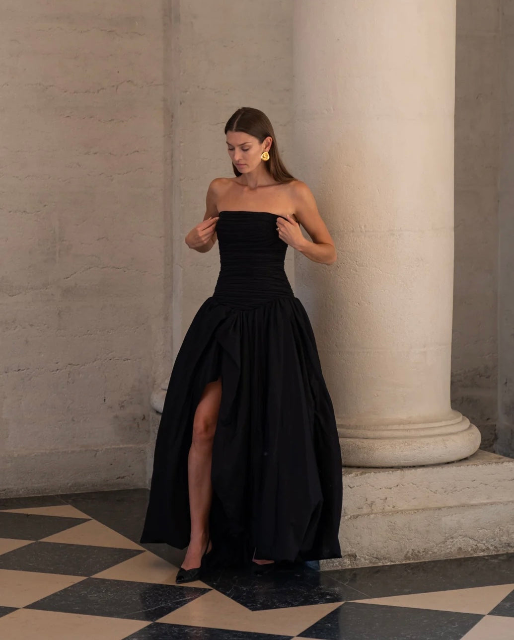 aje black dress - Alani Gown (Size 6) Goldie's shoulder Valentina midi is made from crisp cotton Aje - Atlas Knit Midi