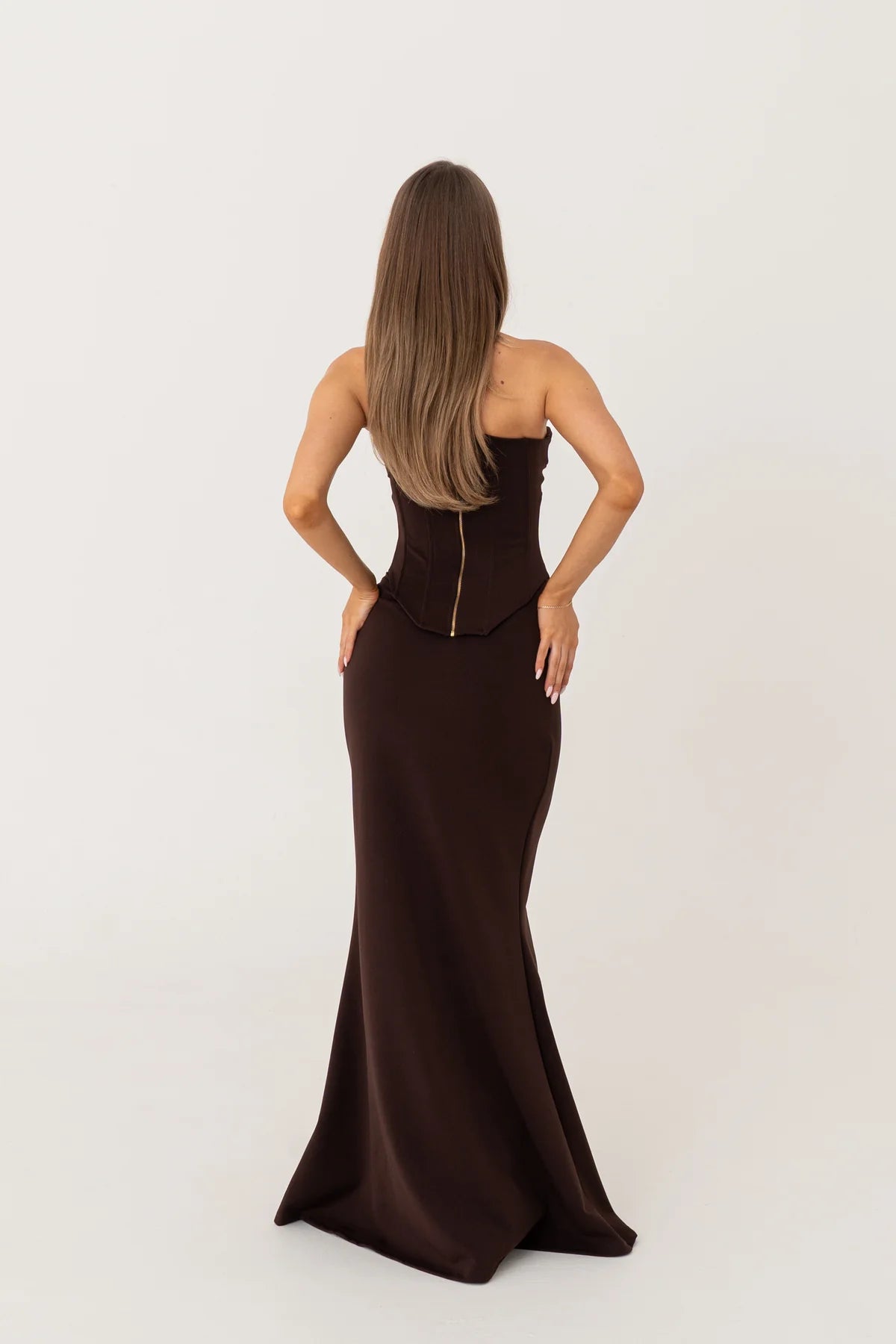 HNTR Louie Gown in Brown