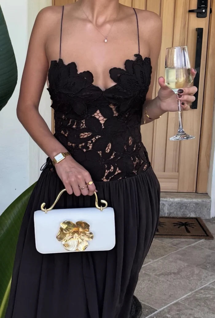 Hansen and Gretel Stephanie Maxi Dress in Black HONEY HIRE BOUTIQUE Hansen and Gretel Stephanie Maxi Dress in Black HONEY HIRE BOUTIQUE